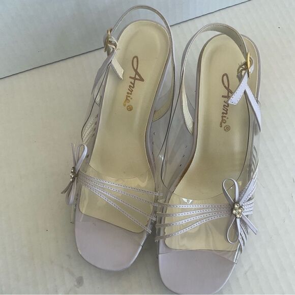 Annie Clear Heel Lavender Sling Back Size 7M - Picture 1 of 16